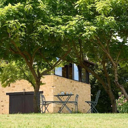 度假居 La Charmante 勒比松德卡多恩