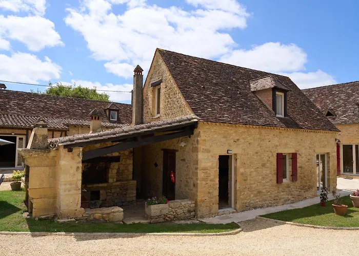 La Charmante Holiday home Le Buisson-de-Cadouin